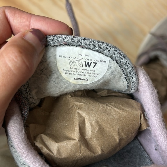 Allbirds Wool Runners - Heather Gray w/ Pink Lining | Women's Sneakers size 7 - Picture 6 of 6